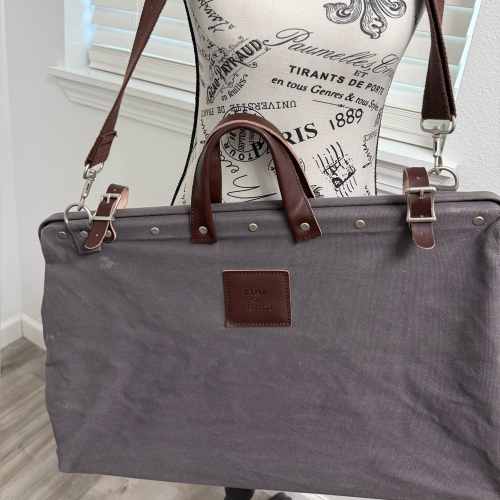 VINTAGE Brown & Gray Canvas Briefcase perfect for college.